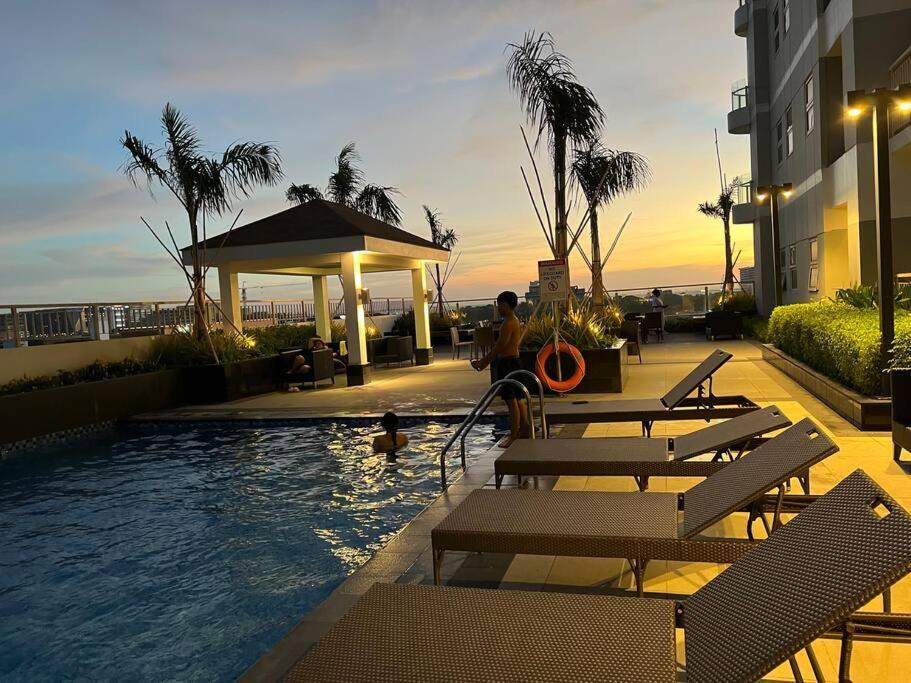 Beautiful 1Bed Condo Nr Airport, Moa, Makati, Bay Manila Eksteriør billede